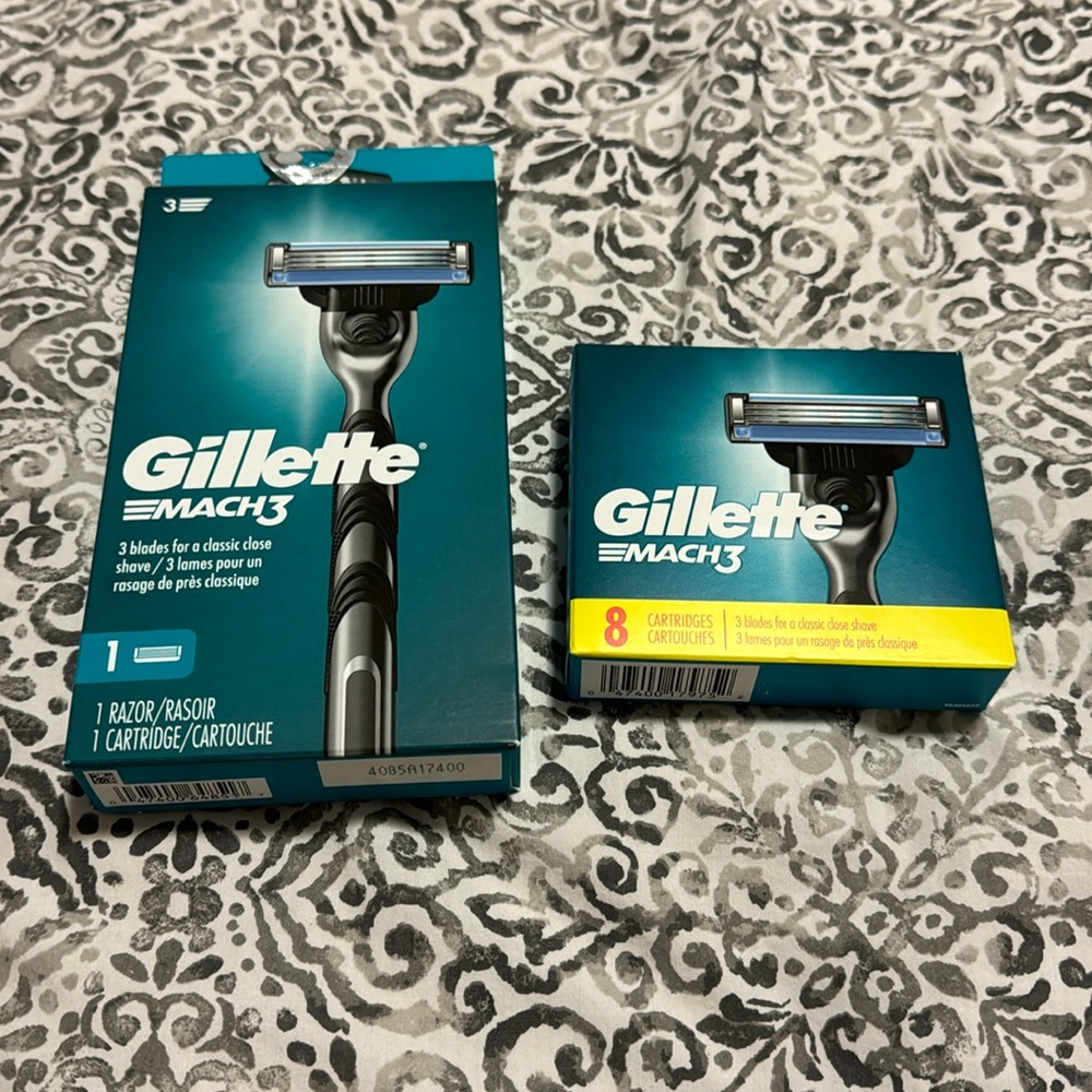 New Gillette Mach 3 razor handle and 9 cartridges